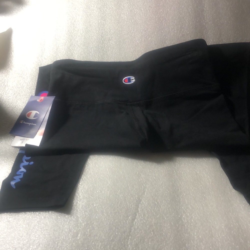 Womens Champion Medium Moisture wicking -Black - Picture 1 of 14